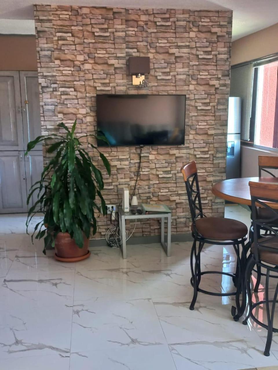 Towers By The Beach Ocho Rios Exterior photo