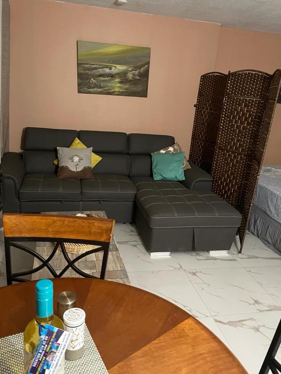 Towers By The Beach Ocho Rios Exterior photo
