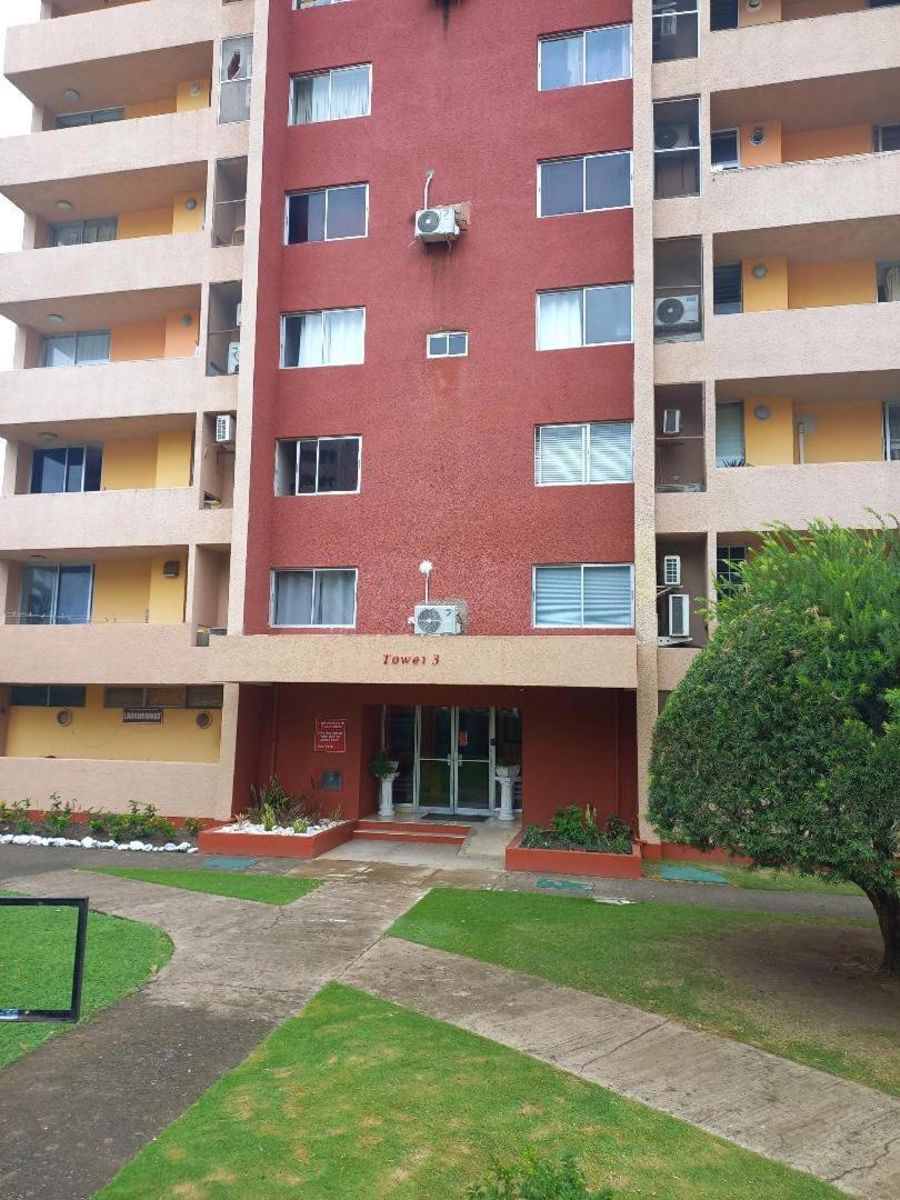 Towers By The Beach Ocho Rios Exterior photo