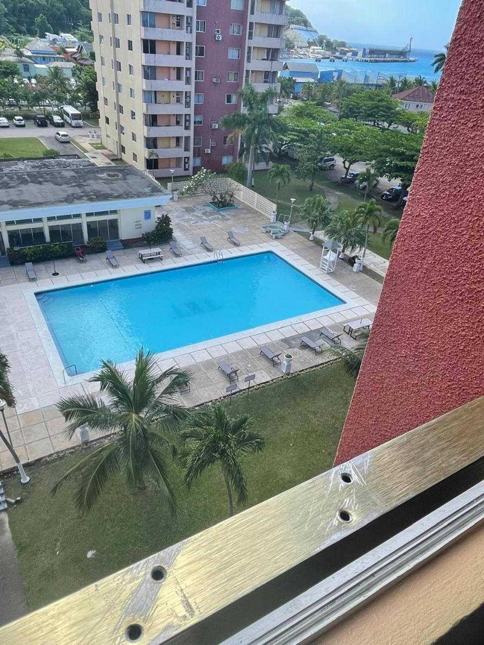 Towers By The Beach Ocho Rios Exterior photo